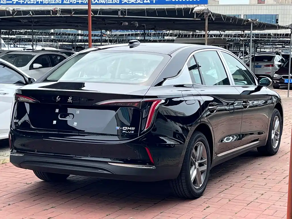 Hongqi E-QM5 2025 610km PLUS