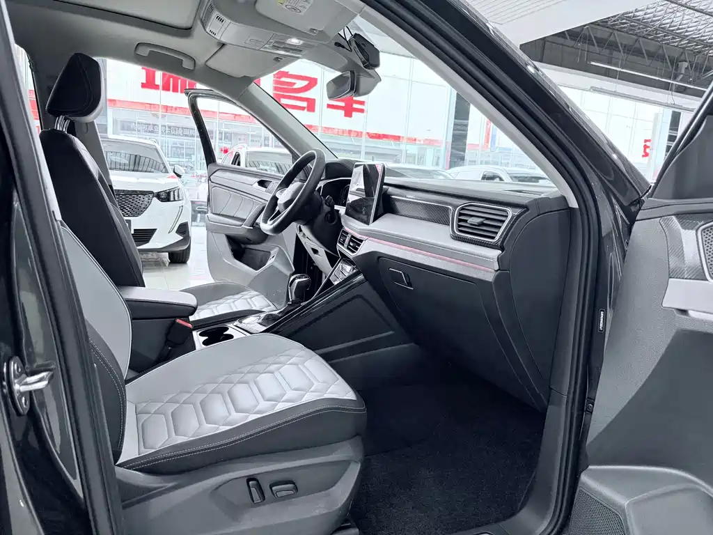 Volkswagen Tayron 2023 280TSI Luxury Plus