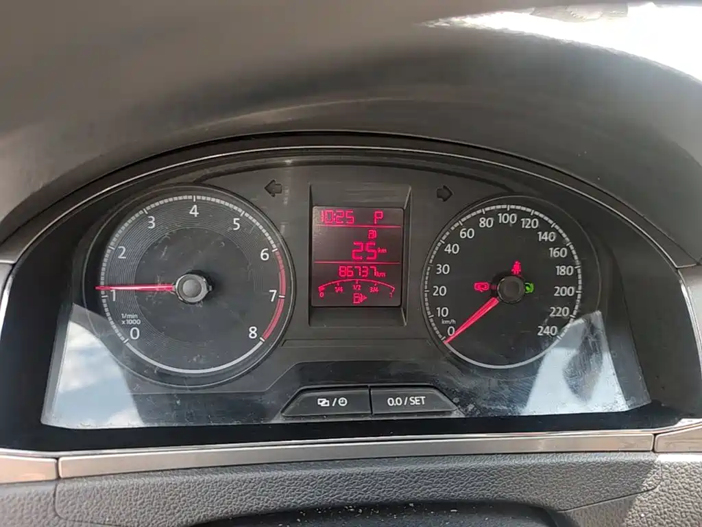 Volkswagen Santana — миниатюра 12