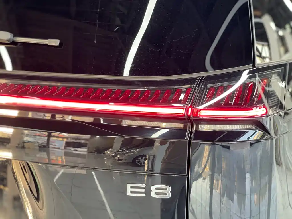 GAC Motor Trumpchi E8 PHEV — миниатюра 29