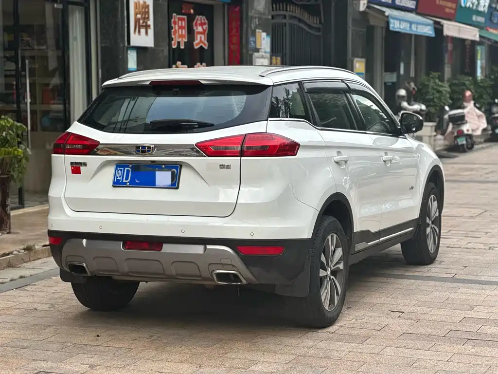 Geely Boyue — миниатюра 5