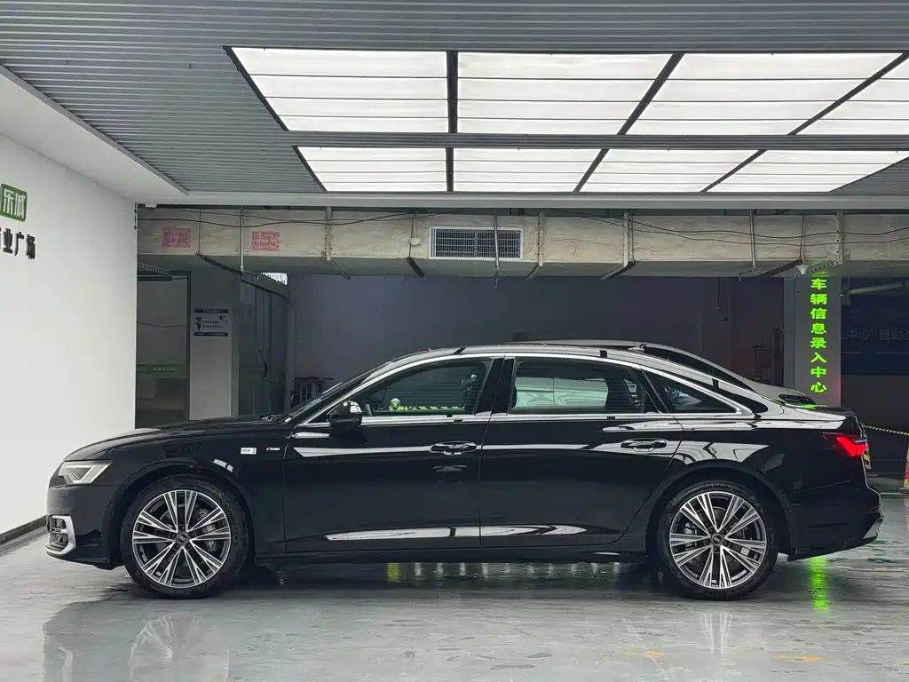 Audi A6L 2026 45 TFSI