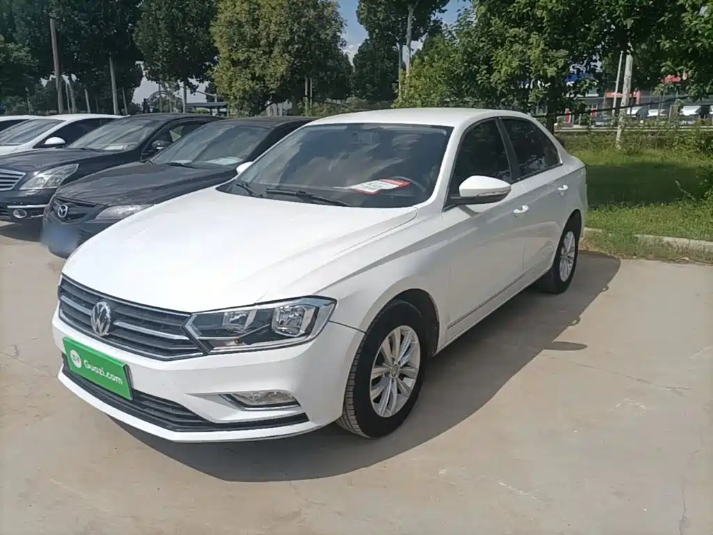 Volkswagen Bora — миниатюра 2