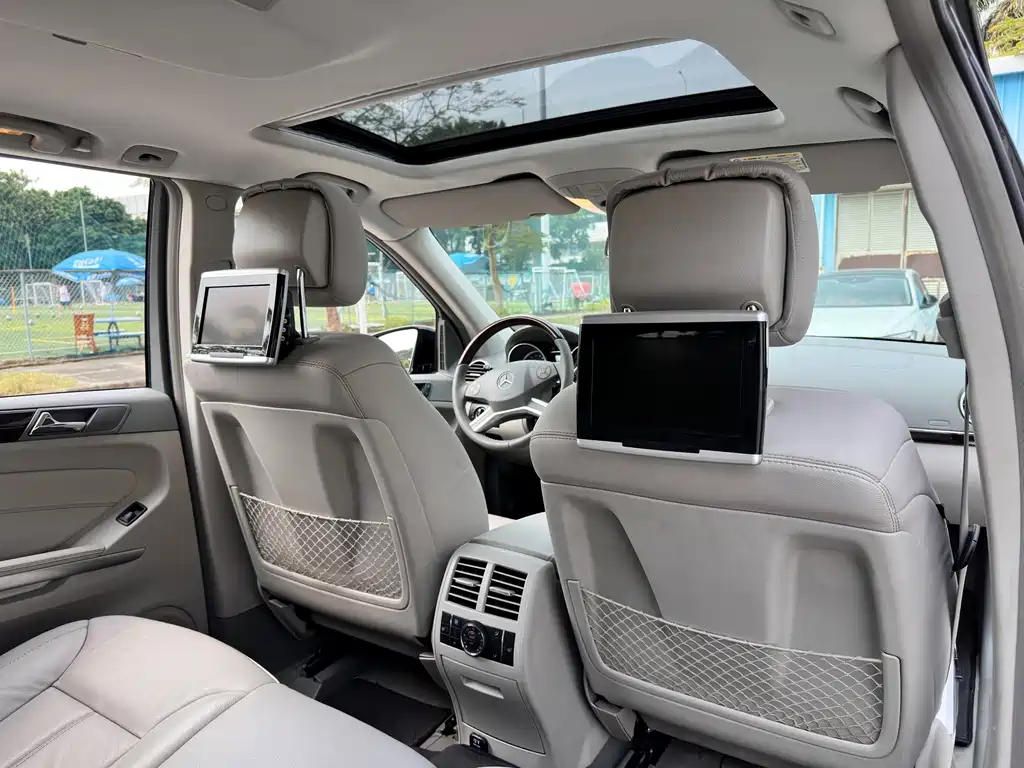 Mercedes-Benz GL-Class — миниатюра 18