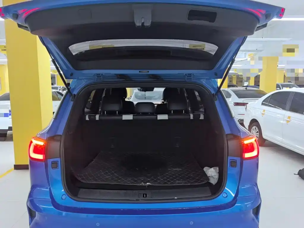 Roewe RX5 MAX — миниатюра 19