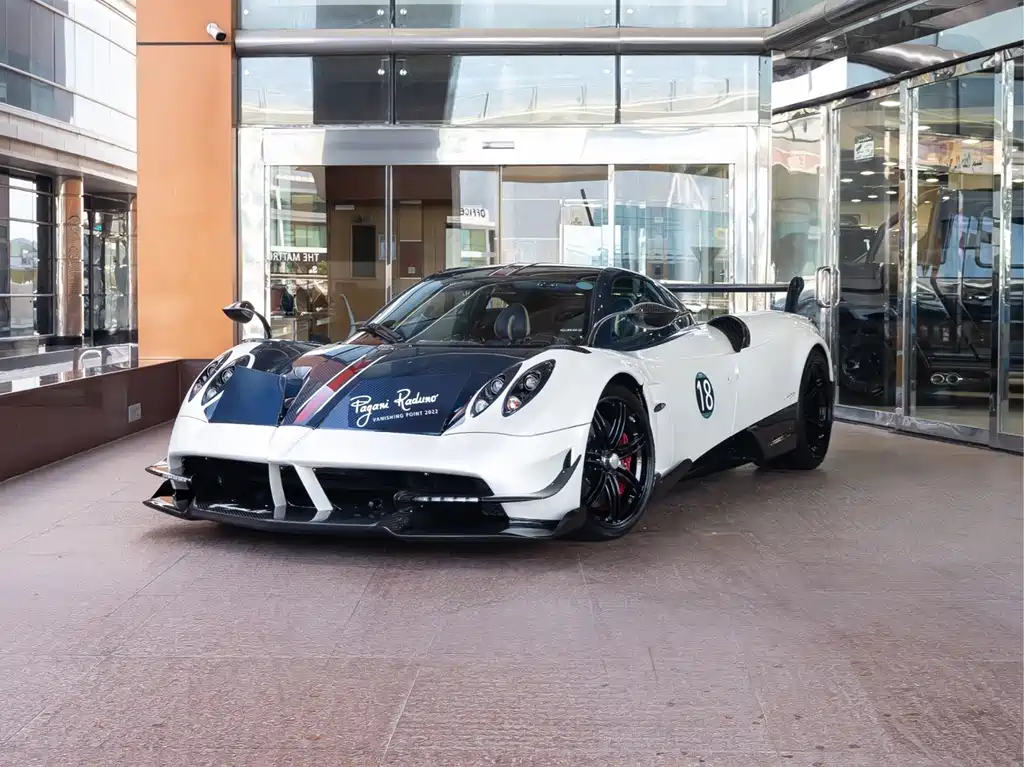 Pagani Huayra — миниатюра 13