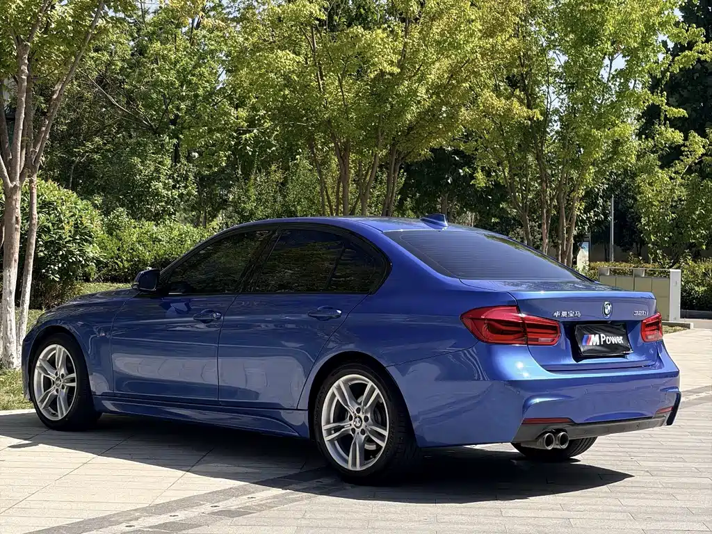 BMW 3 Series — миниатюра 12