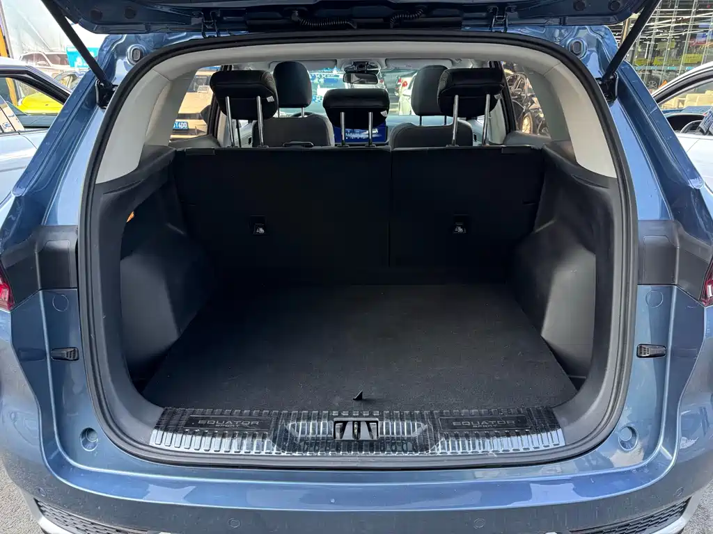 Ford Equator Sport — миниатюра 12