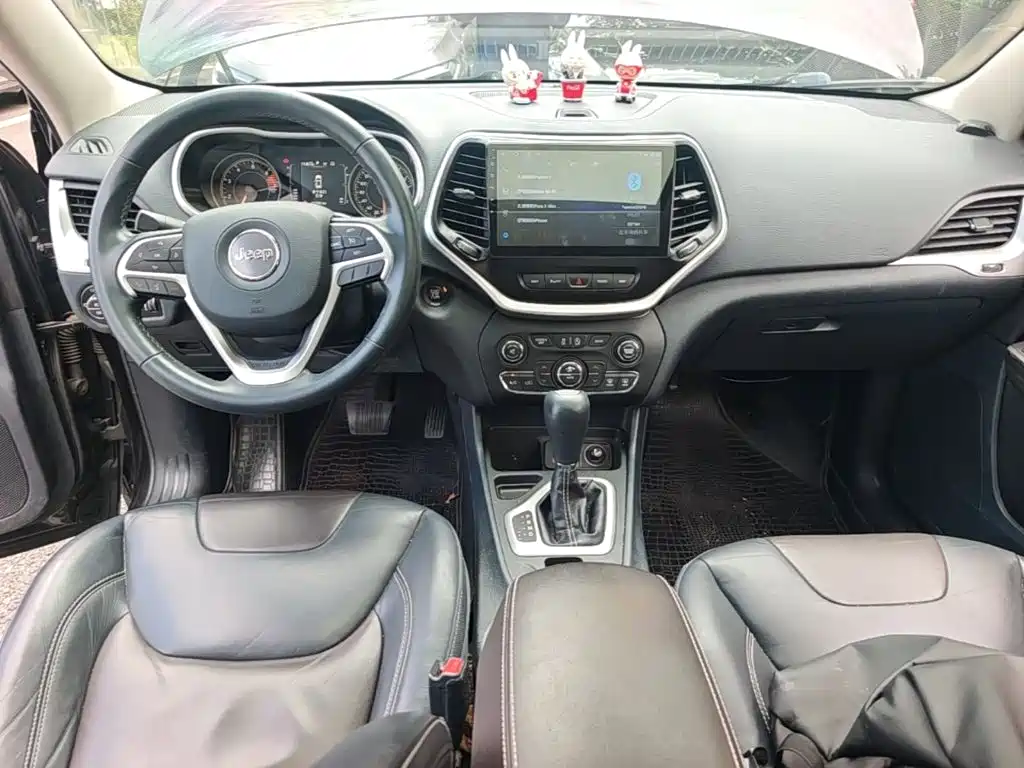Jeep Cherokee — миниатюра 14