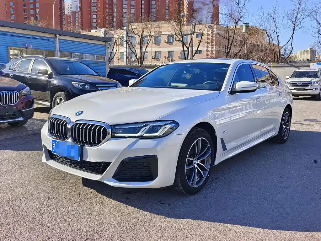 BMW 5 Series 2023