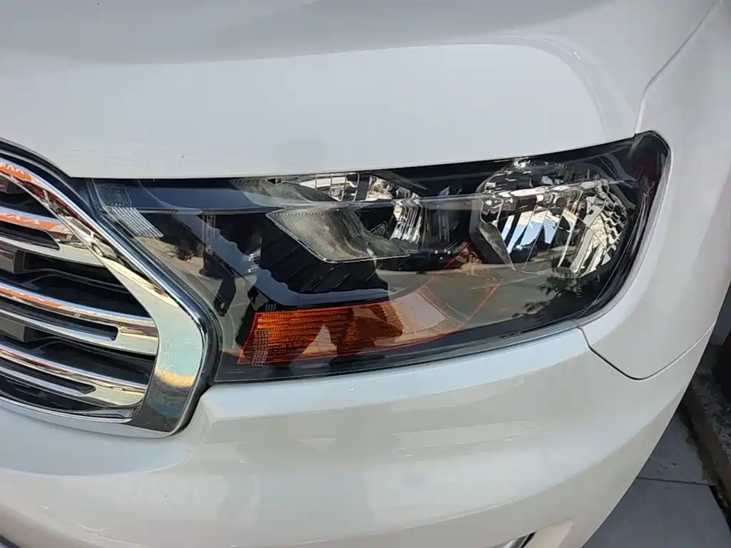 Ford Everest — миниатюра 24