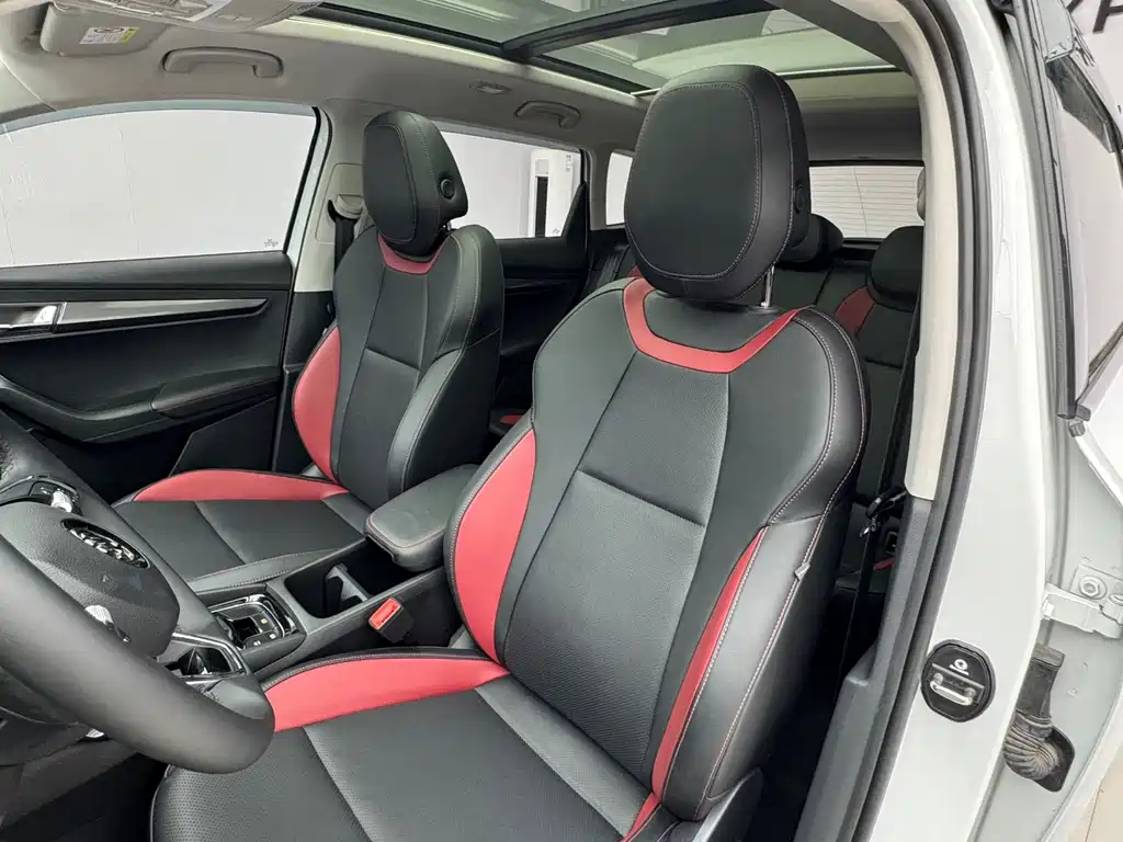Skoda Karoq — миниатюра 9