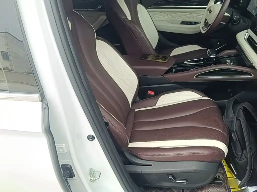 Geely Xingyue L — миниатюра 25