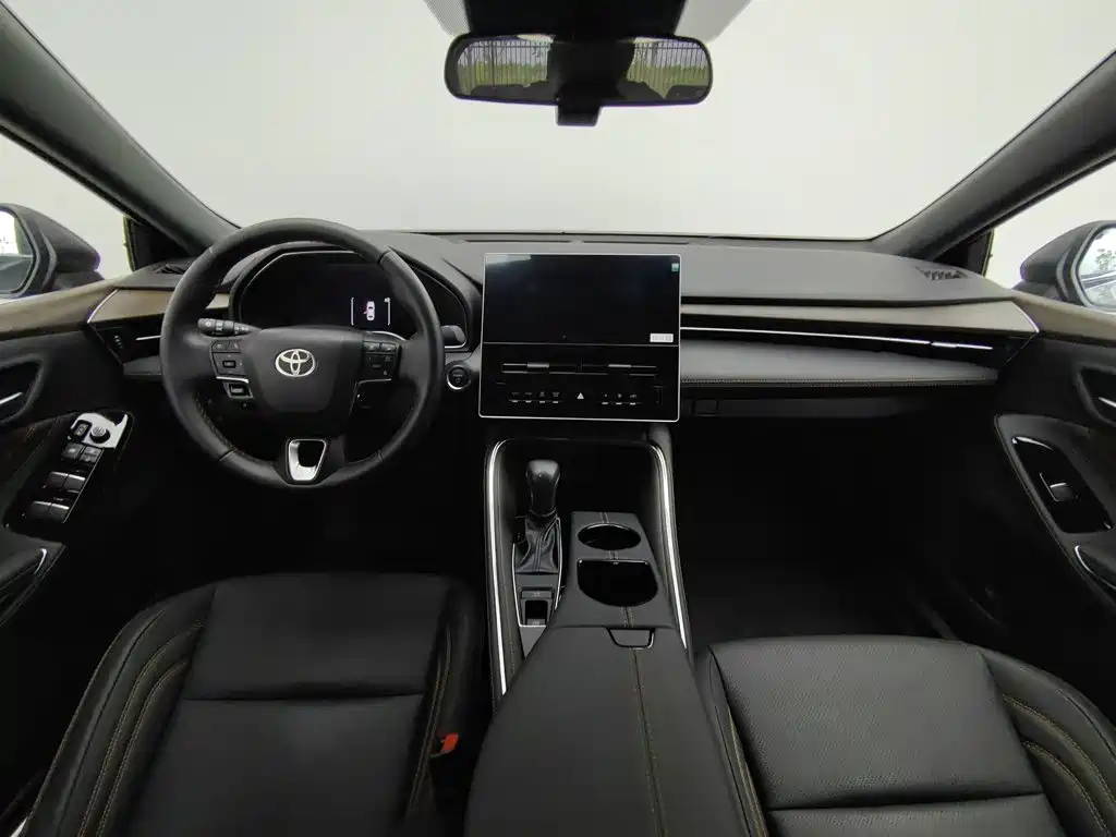 Toyota Avalon — миниатюра 5