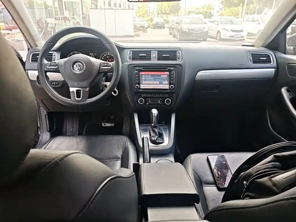 Volkswagen Sagitar — миниатюра 10