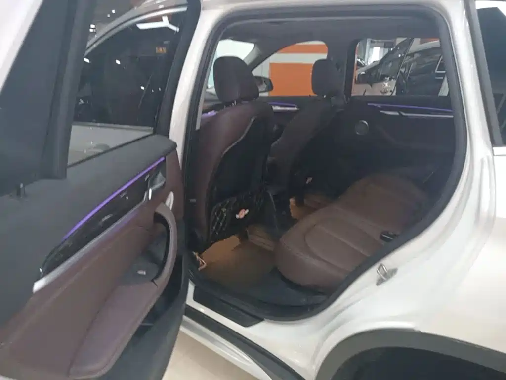 BMW X1 — миниатюра 17