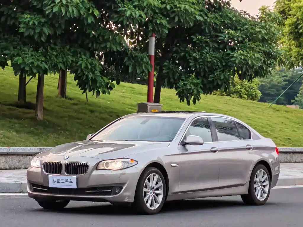 BMW 5 Series 2012