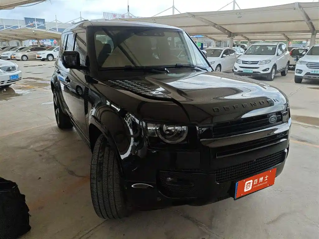 Land Rover Land Rover Defender 2025 110 3.0T P400 X-Dynamic HSE