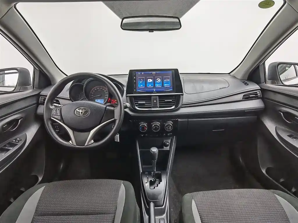 TOYOTA VIOS
