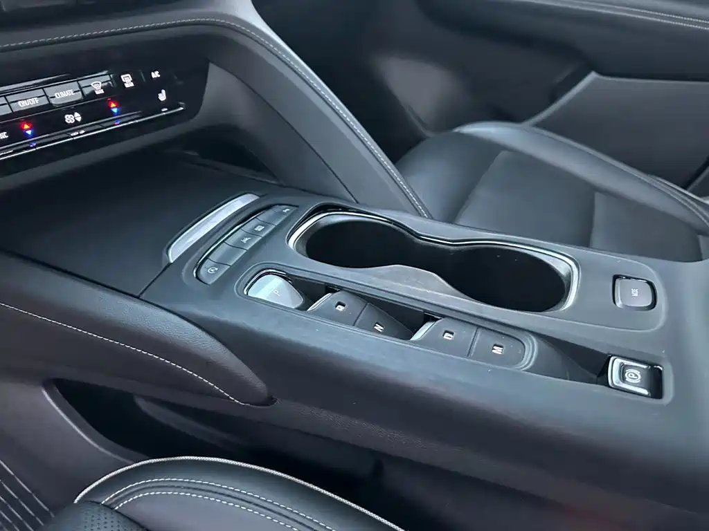 Buick Envision Plus — миниатюра 15