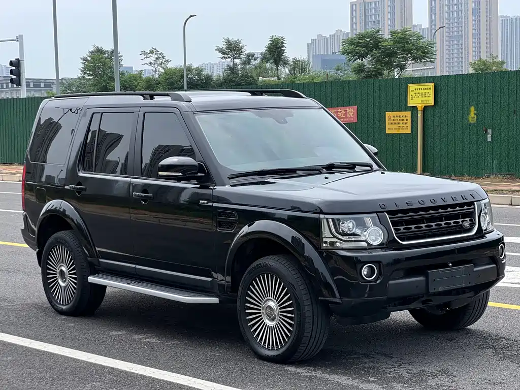 Land Rover Discovery 2015 3.0 SC V6 SE
