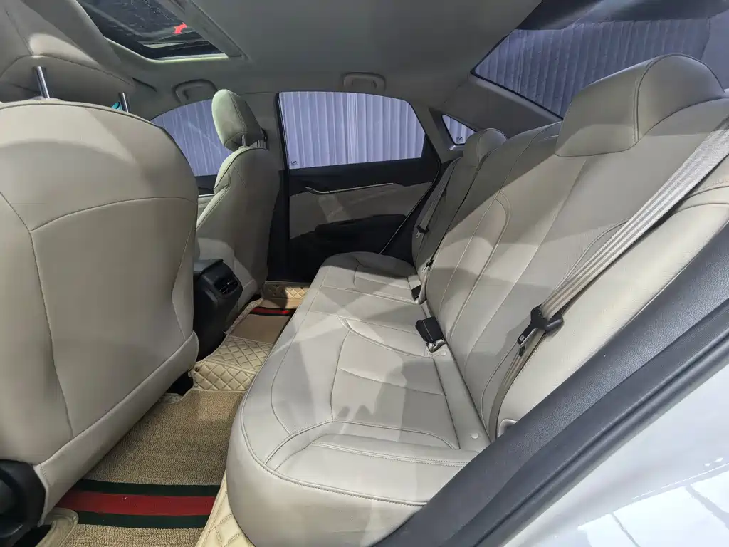Buick Excelle — миниатюра 10
