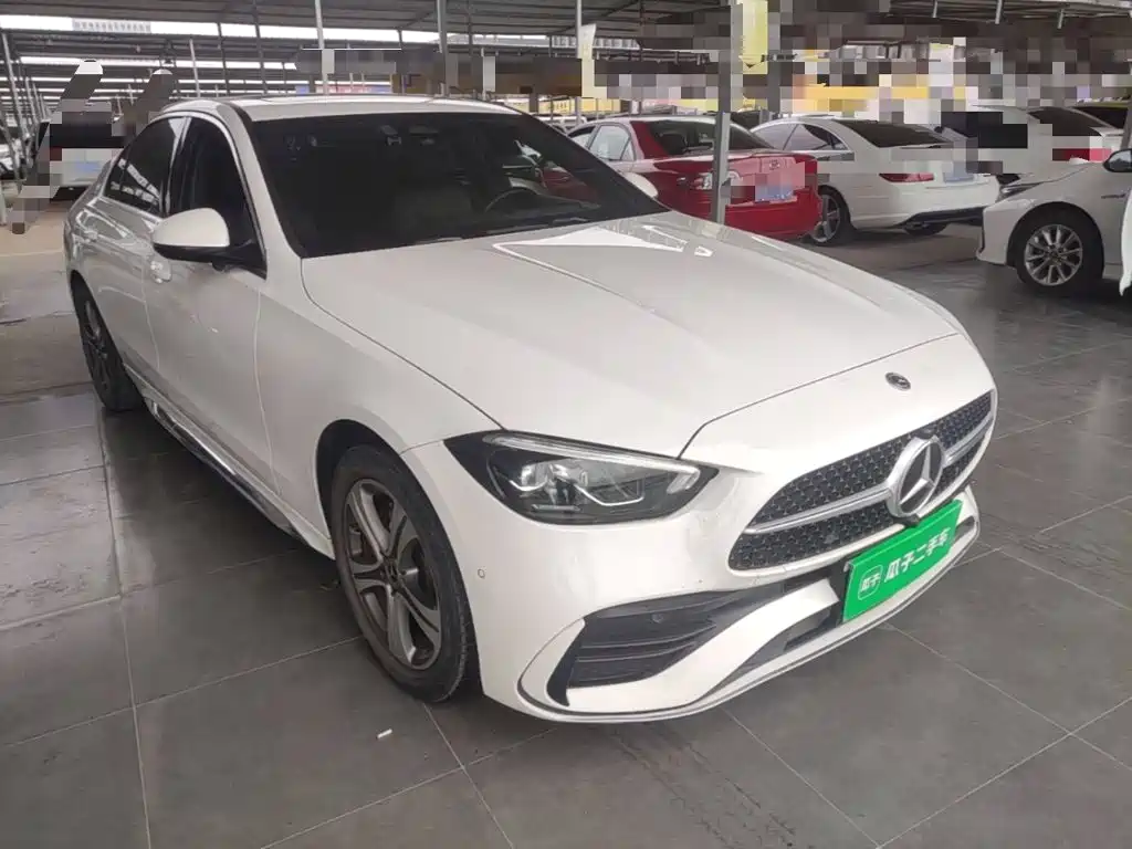 Mercedes-Benz C-Class — миниатюра 4