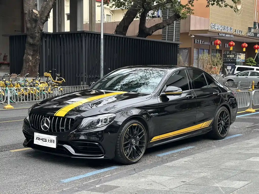 MERCEDES-BENZ C CLASS AMG