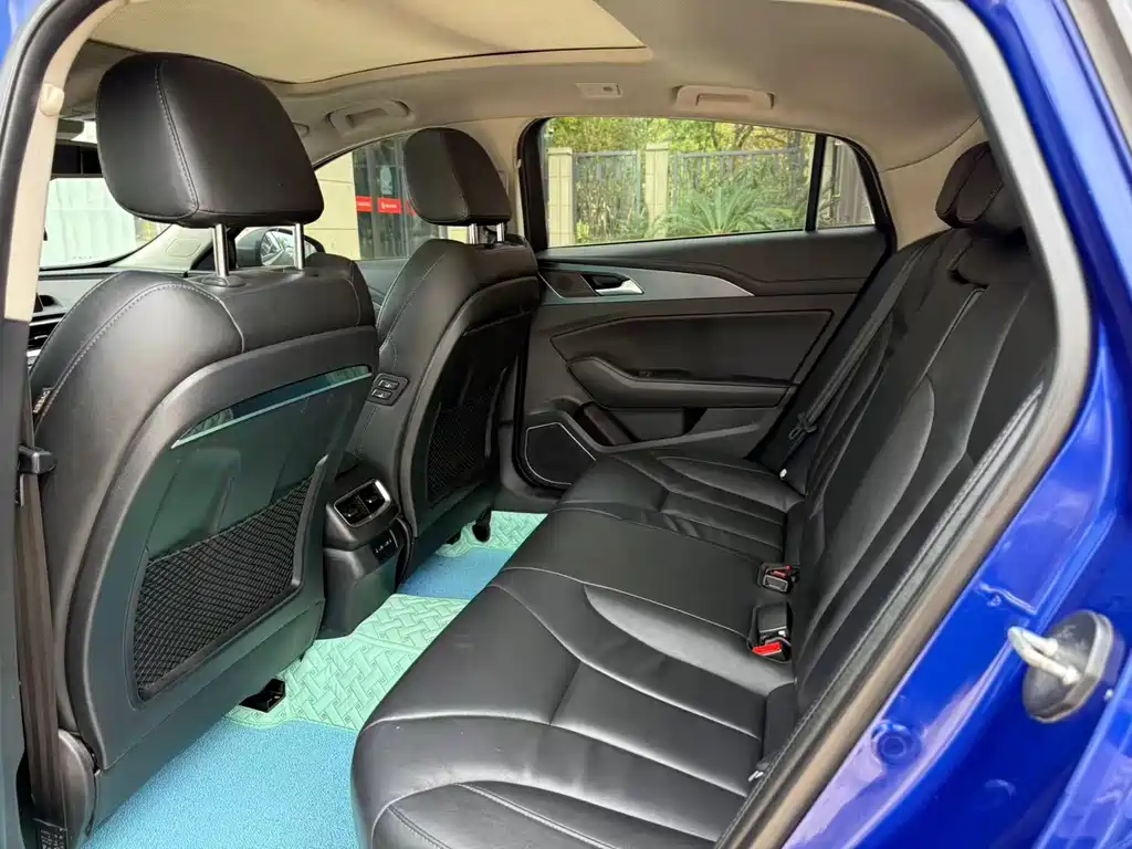 Hongqi Hongqi H5 — миниатюра 5