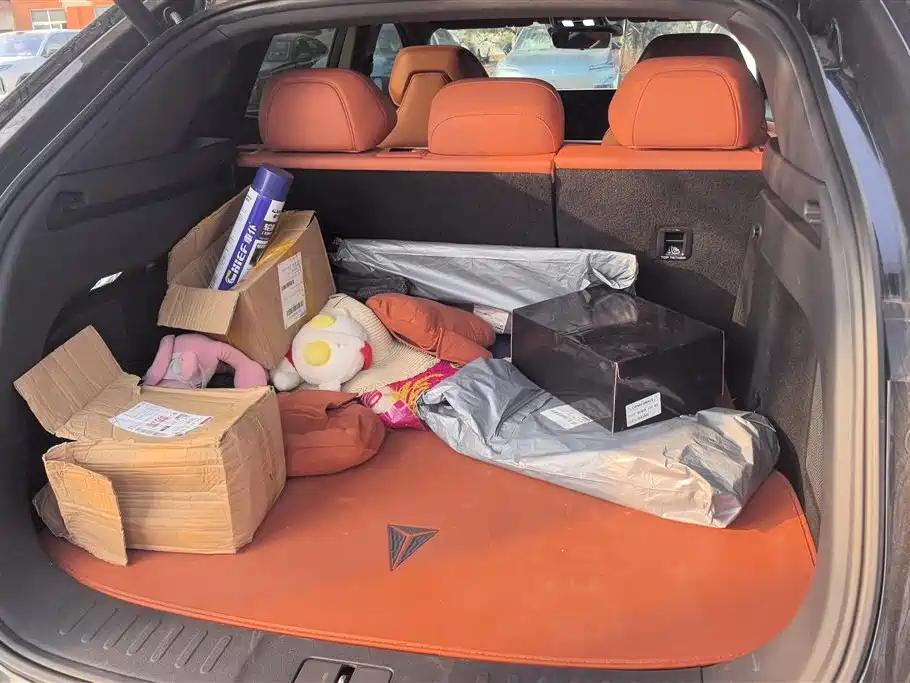 Changan Deepal DARK BLUE S07