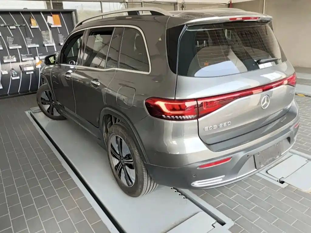 Mercedes-Benz EQB — миниатюра 4