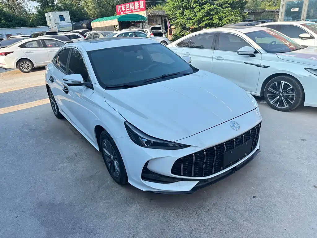 MG MG5 — миниатюра 3