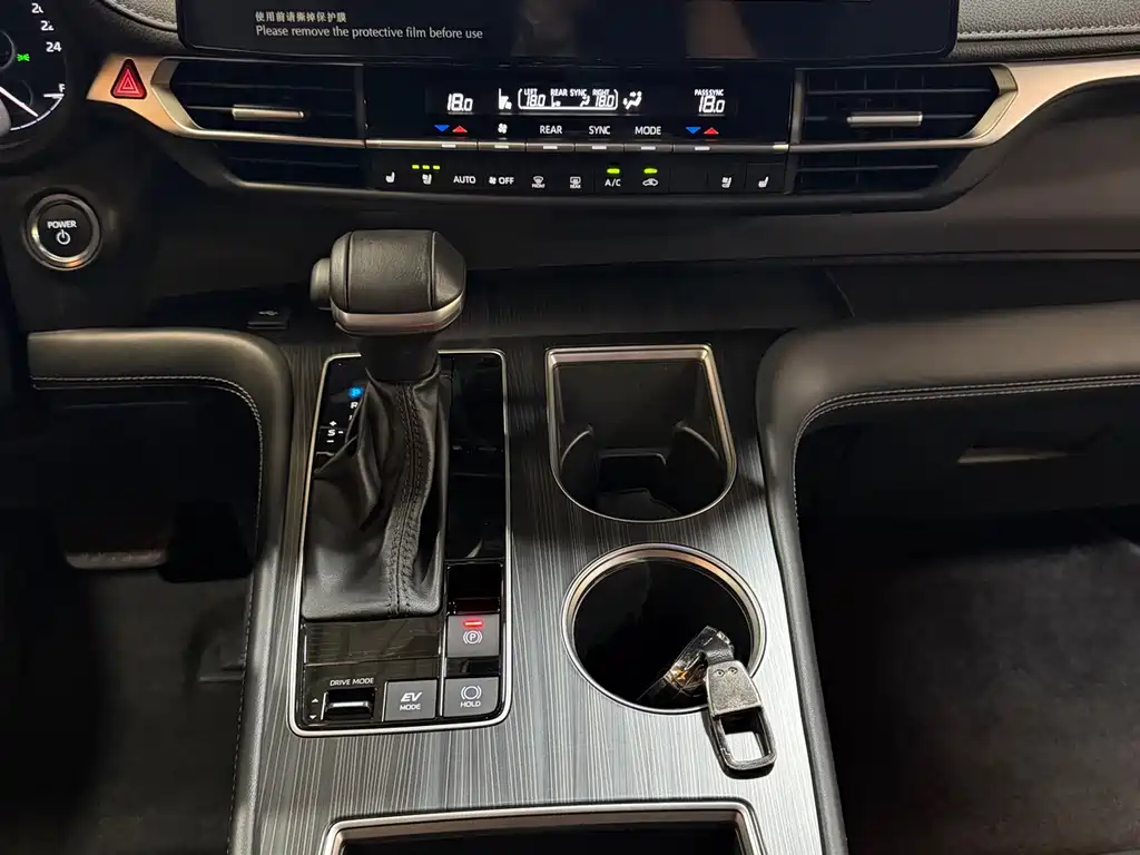 Toyota Sienna 2024 2.5L Luxury