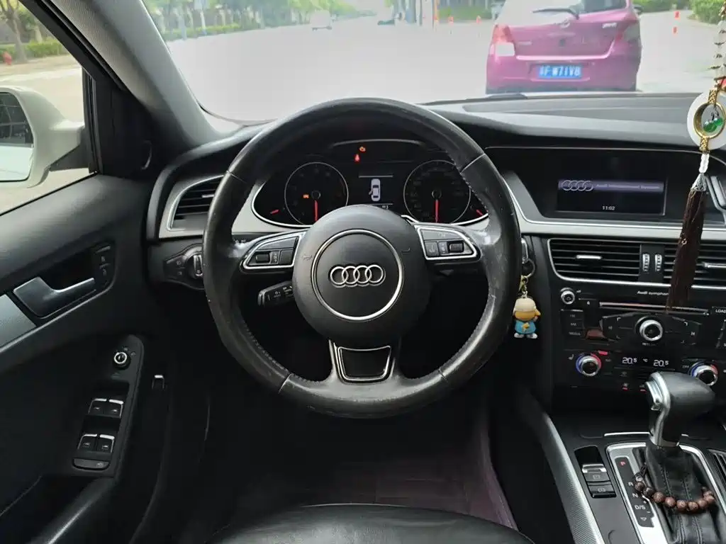 Audi A4L — миниатюра 3