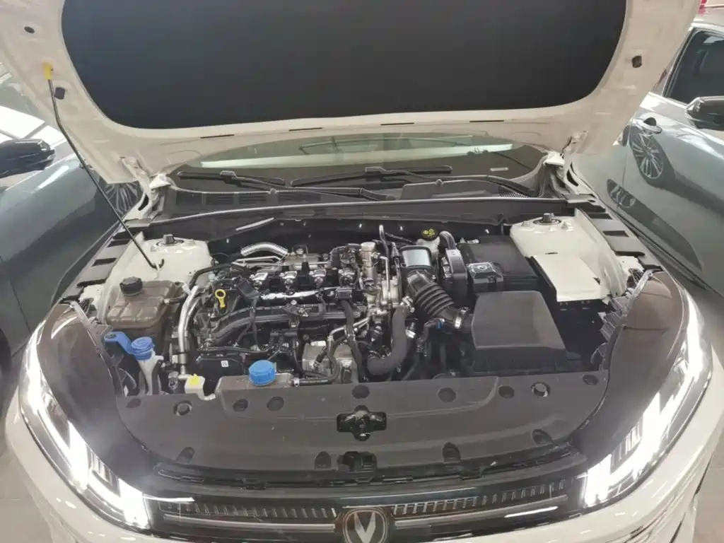 Changan Eado — миниатюра 20