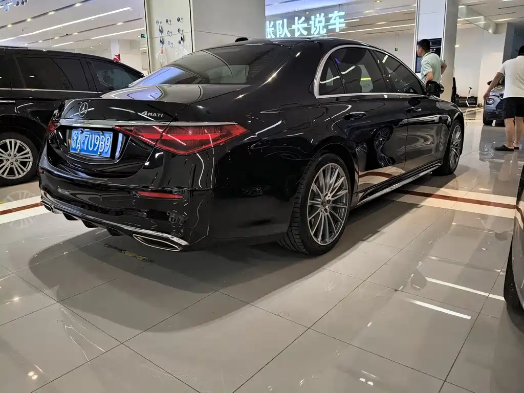 Mercedes-Benz S-Class — миниатюра 11