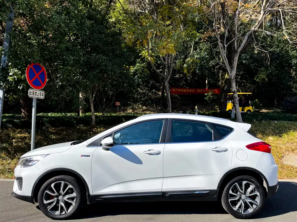 GEELY AUTOMOBILE EMGRAND GS