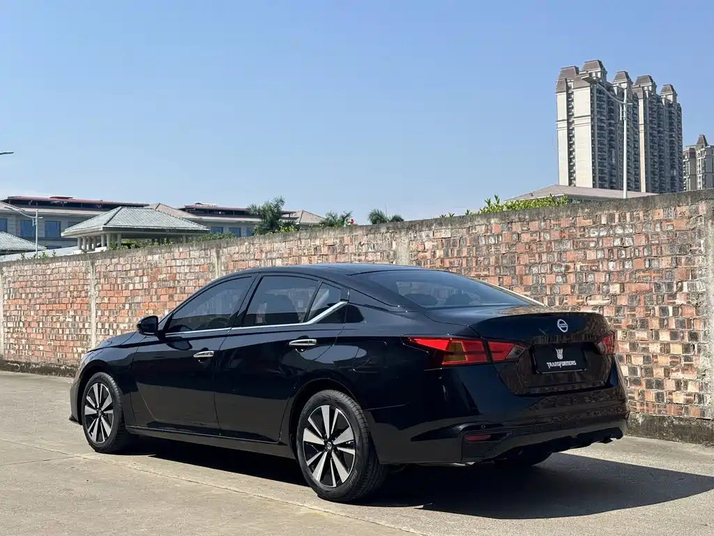 Nissan Teana — миниатюра 25