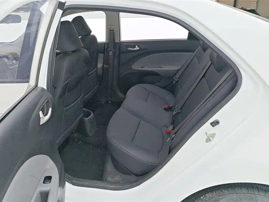 Kia Huanchi 1.4L Auto Comfort Sunroof Edition, фото 11