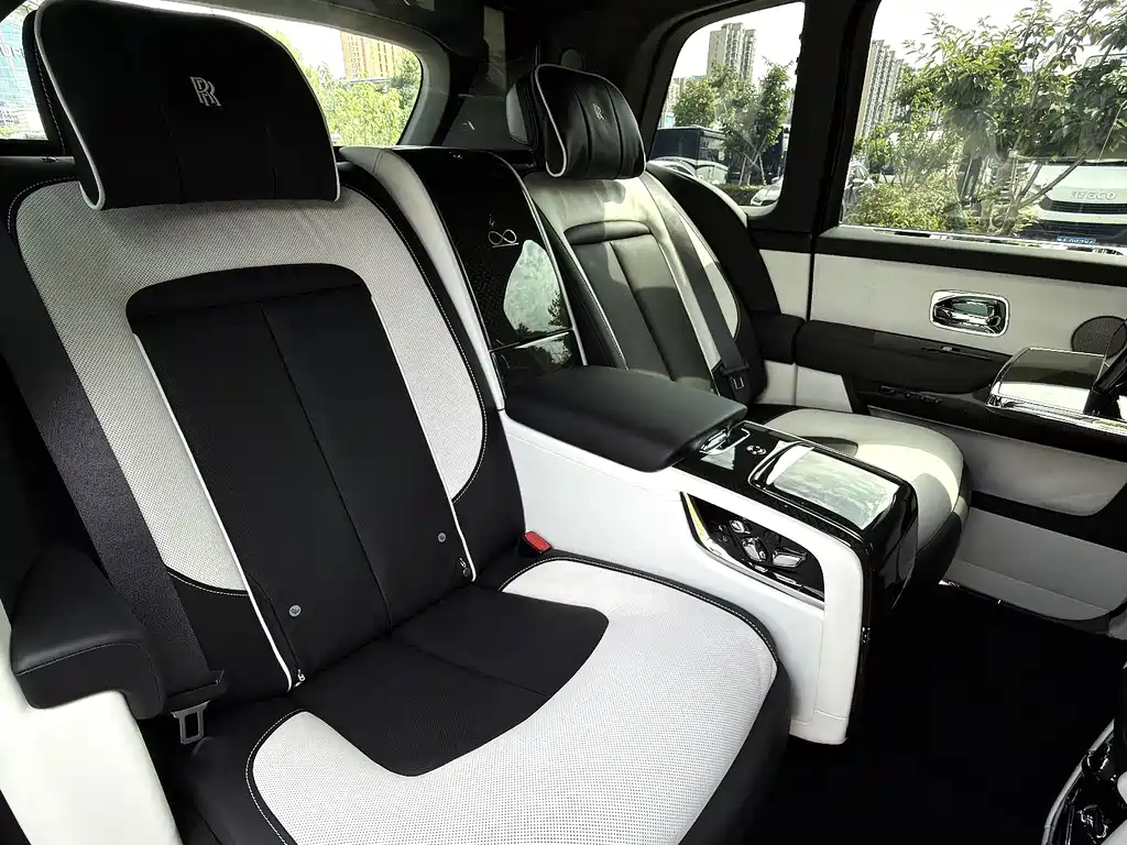Rolls-Royce Cullinan 2020 Black Badge