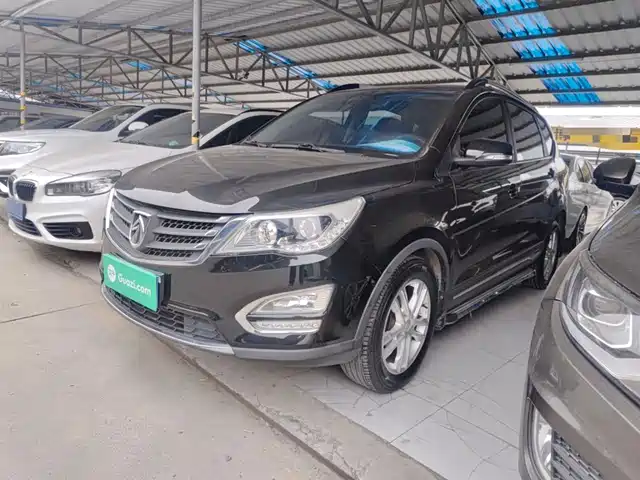 baojun 560