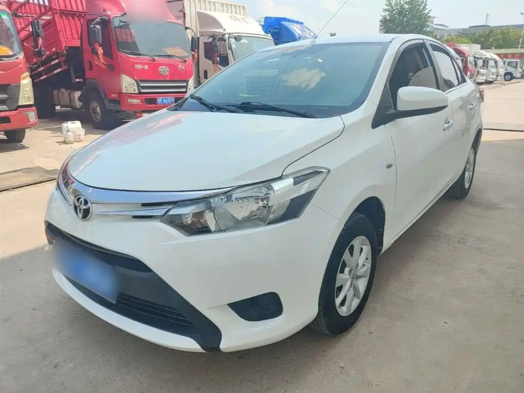 Toyota Vios 2015