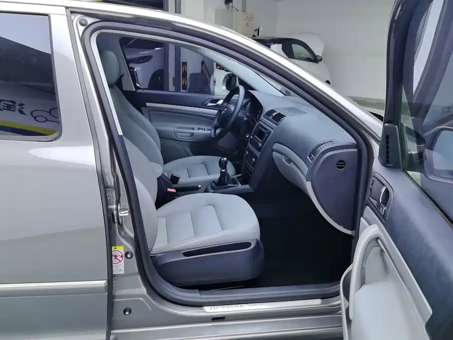 Skoda Octavia — миниатюра 8
