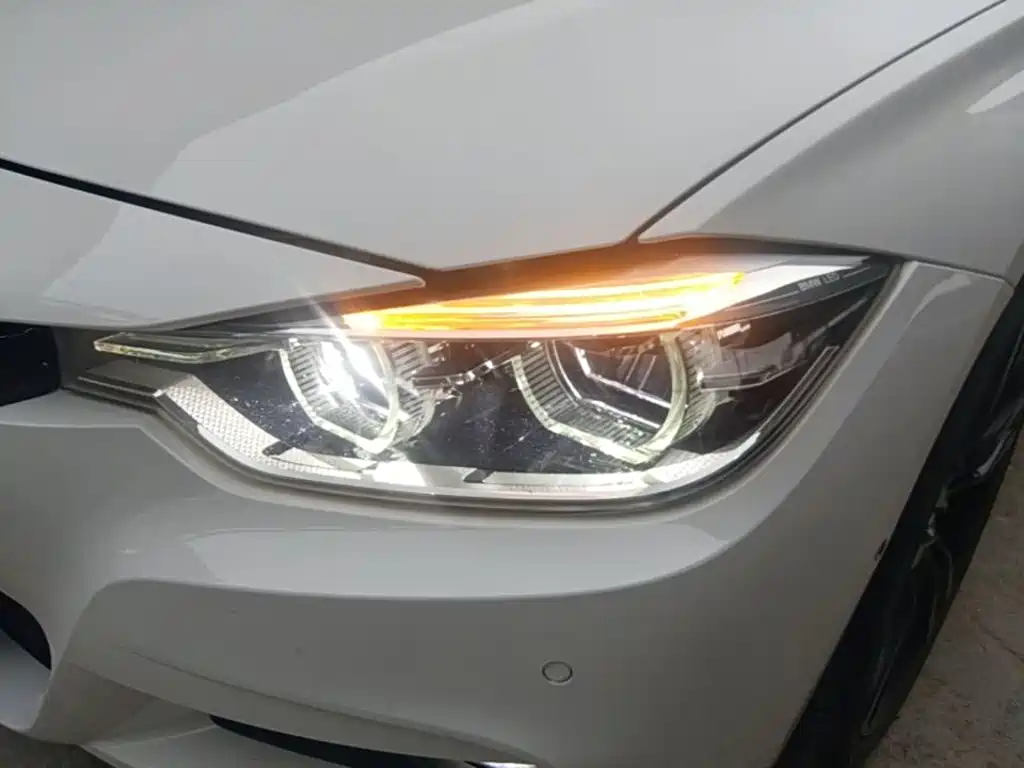 BMW 3 Series — миниатюра 24