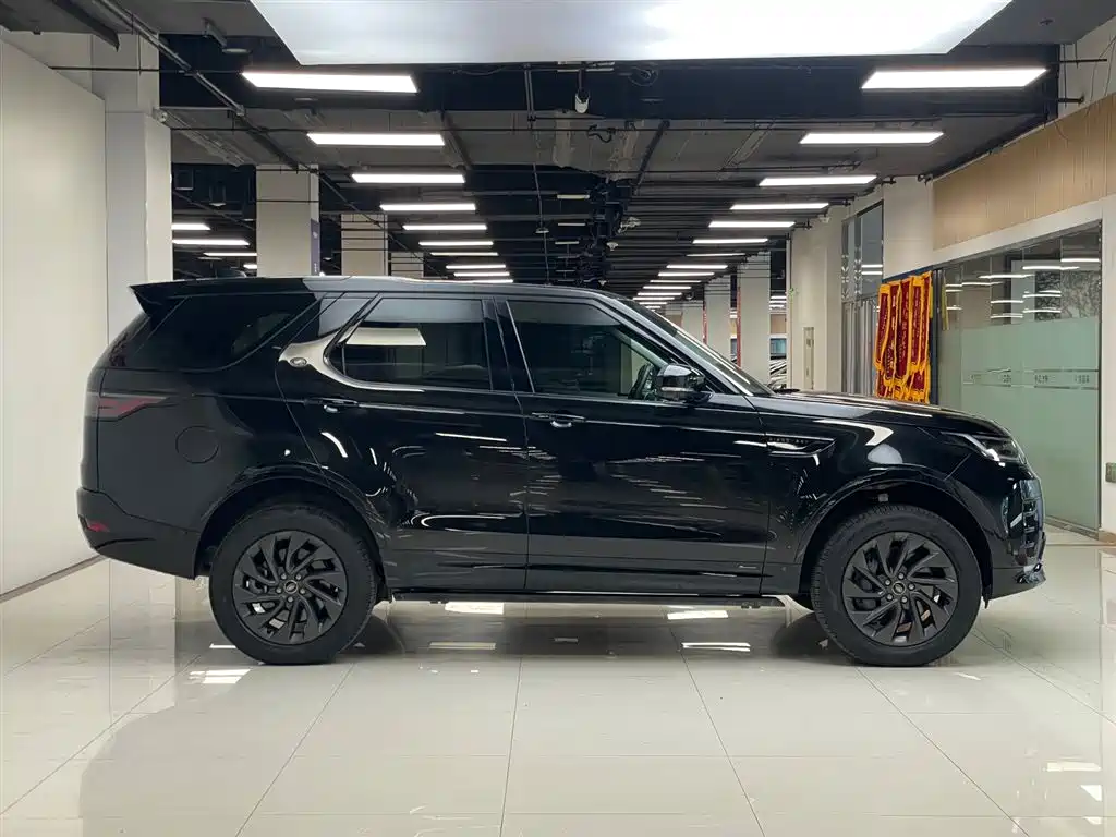 Land Rover Discovery 2021 360PS R-Dynamic S