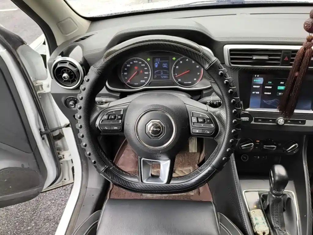 MG ZS — миниатюра 11