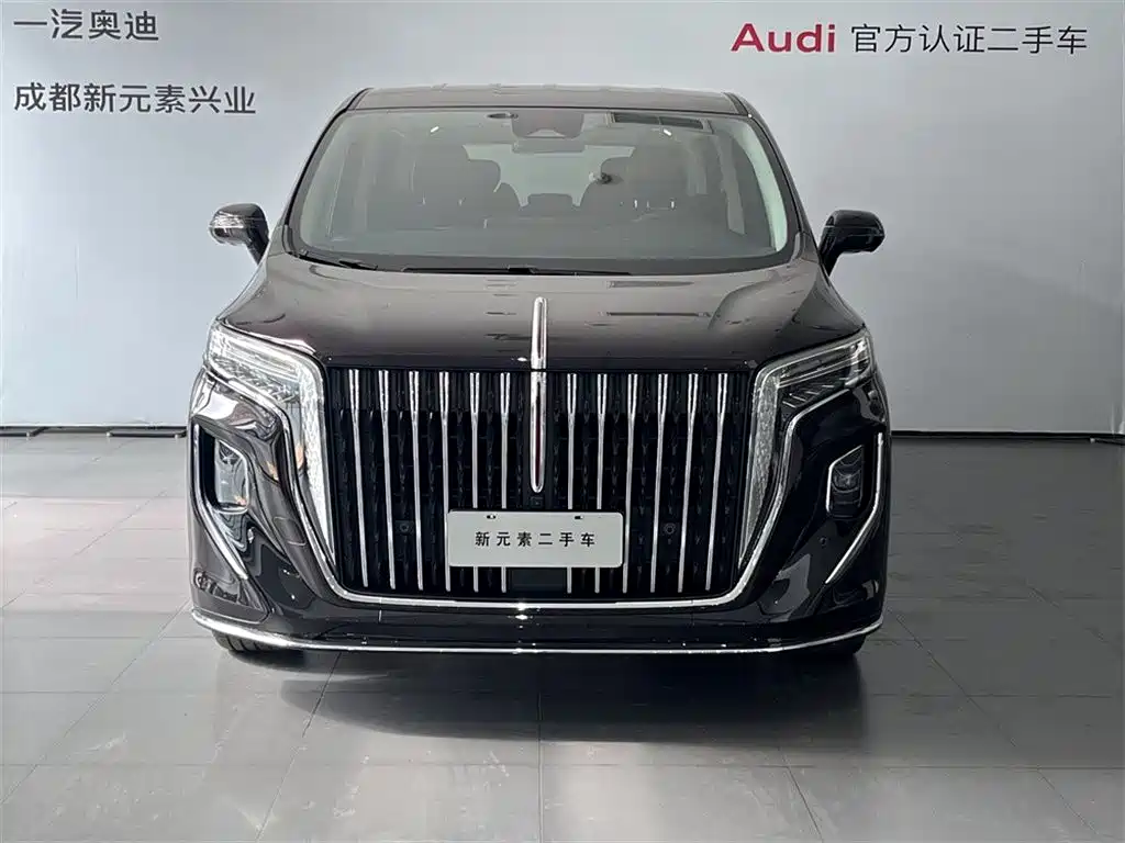 Hongqi HQ9 2023 2.0T