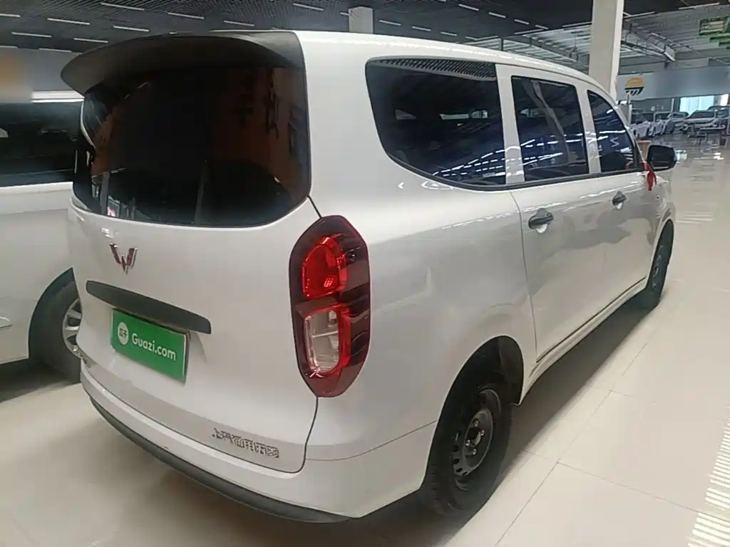 Wuling Hongguang EV — миниатюра 7