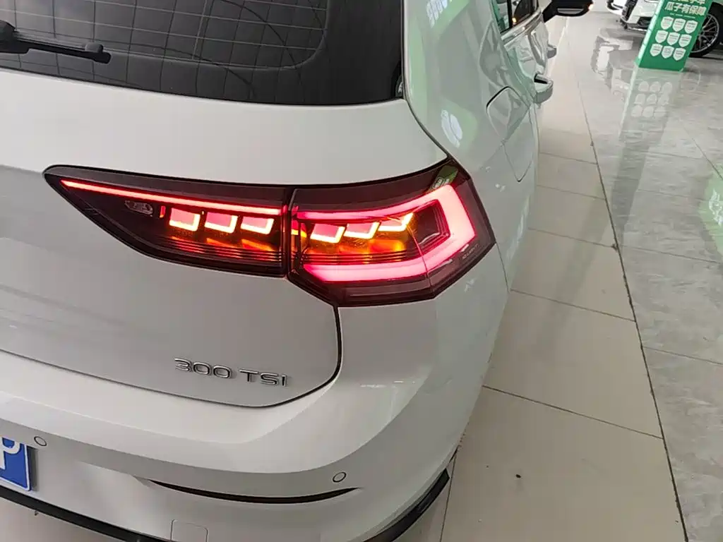 Volkswagen Golf — миниатюра 8