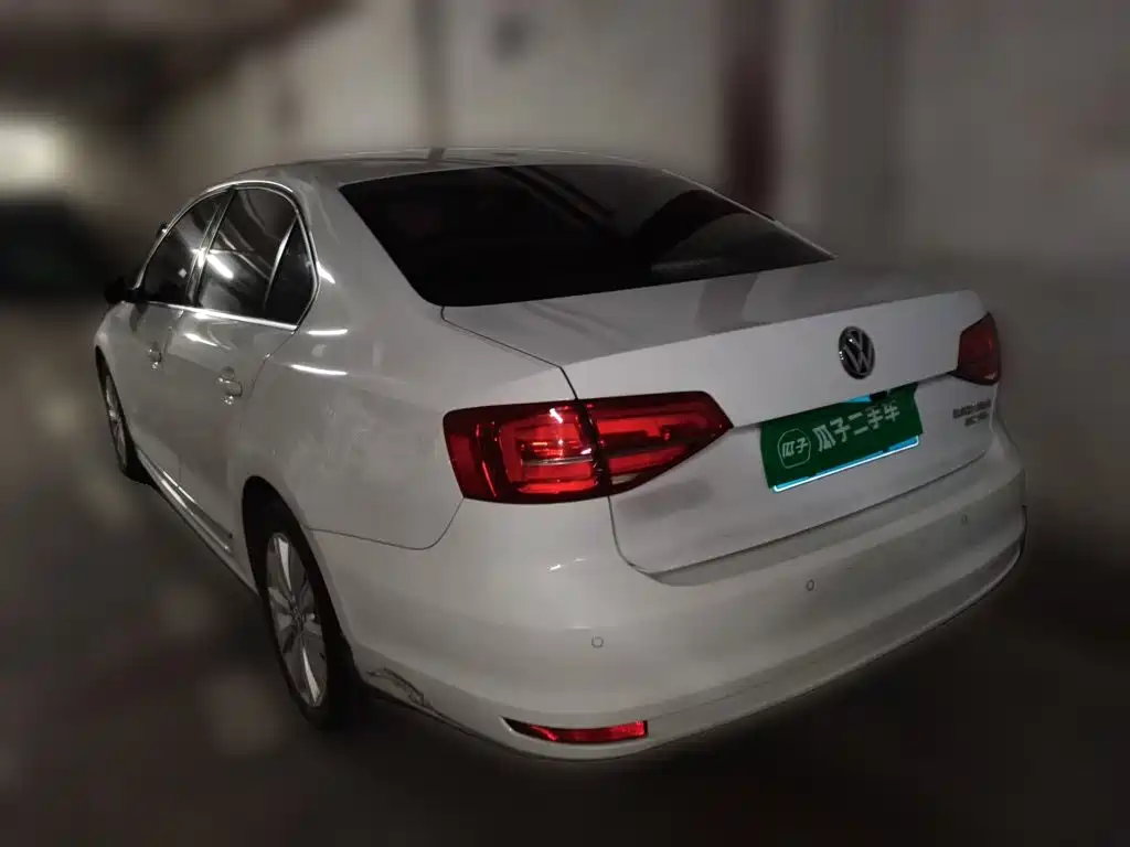 Volkswagen Sagitar — миниатюра 25